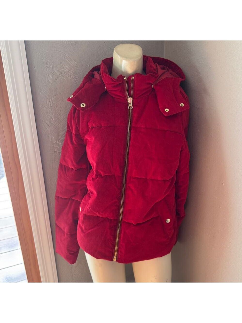 Crew women's red corduroy hooded puffer jacket size small